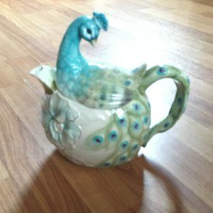 Peacock Teapot